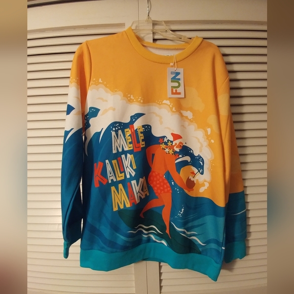NWT Mele Kaliki Maka sweatshirt - Picture 2 of 5